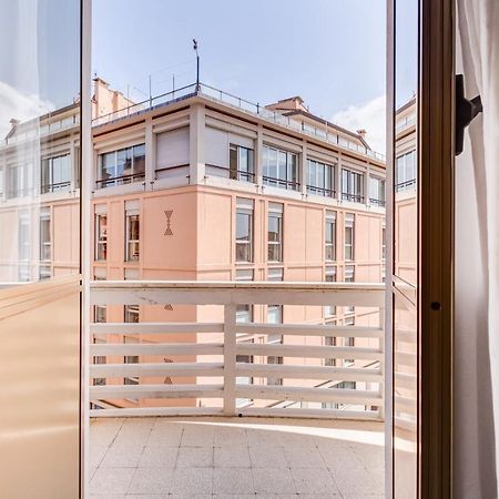 Апартаменты Bdc - Prestige 3Bdr 3Bath In Monti District Рим Экстерьер фото