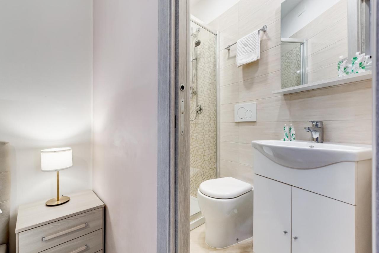 Апартаменты Bdc - Prestige 3Bdr 3Bath In Monti District Рим Экстерьер фото